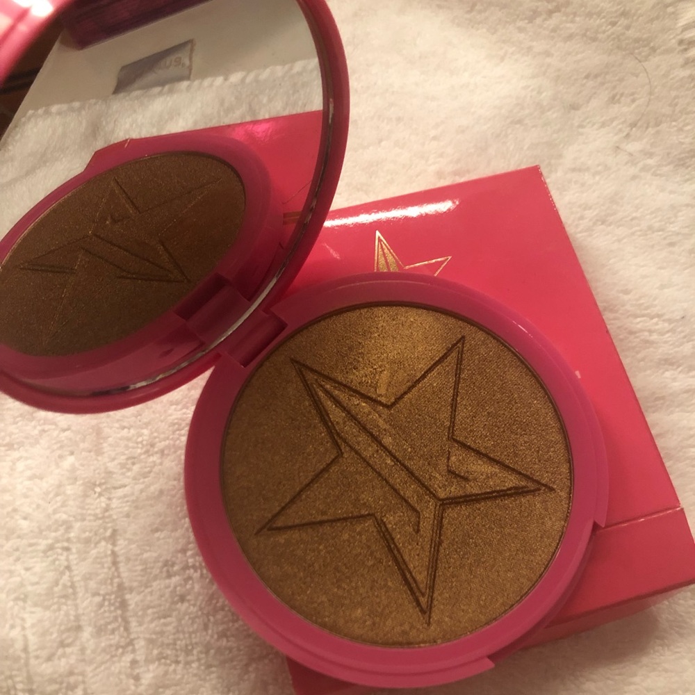 Jeffree star cosmetics highlighter